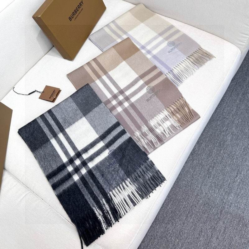 Burberry scarf hm